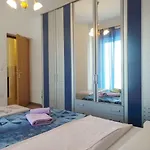 Fuma-1 By Interhome شقة